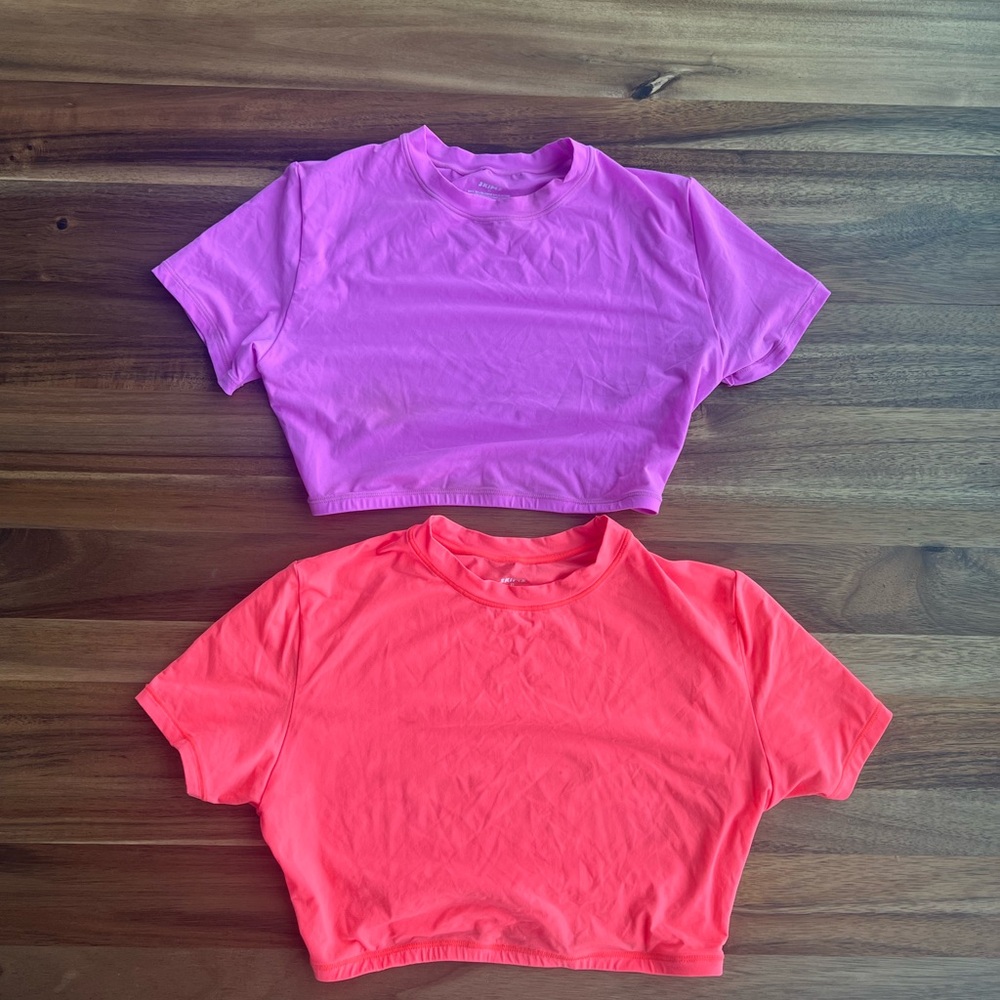 SKIMS FITS EVERYBODY SUPER CROPPED T-SHIRT | NEON CORAL & NEON ORCHID (set of 2)